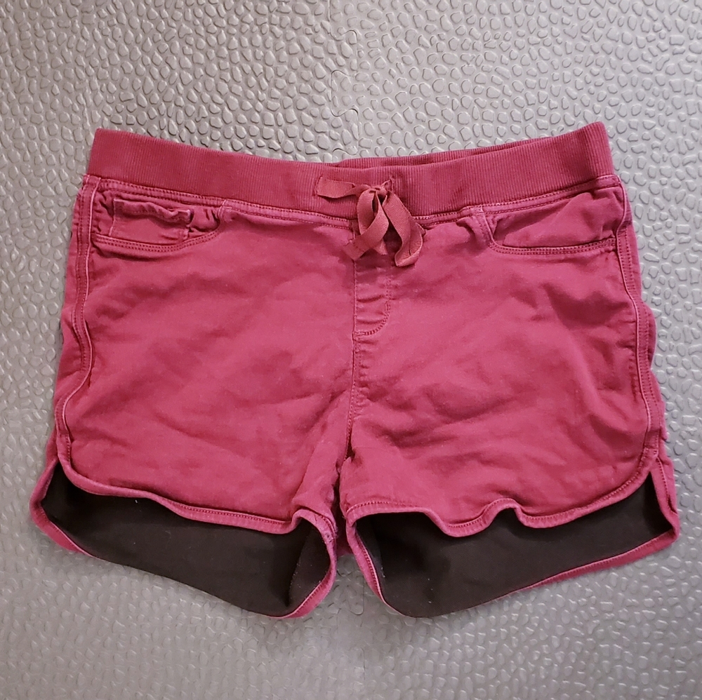 No Boundaries maroon shorts